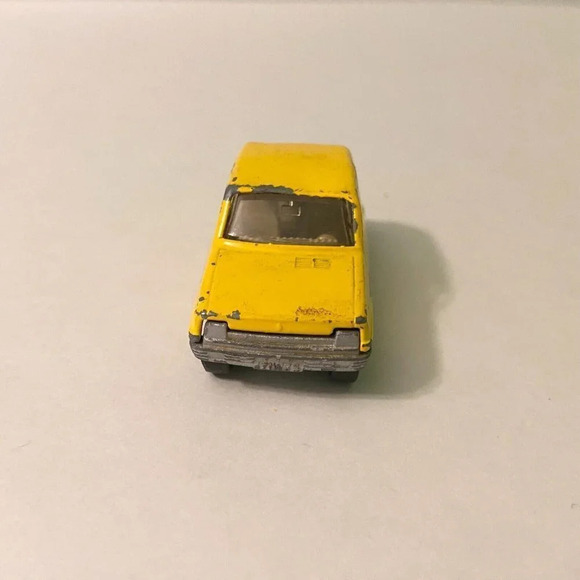 Lot of 3 Diecast Mix Cars Martini Hot Wheels Hot Wheels Megaforce Megadestroyer - Picture 15 of 16